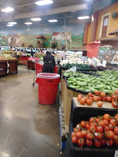 Grocery Store «El Rio Grande #7», reviews and photos, 10325 Lake June Rd #400, Dallas, TX 75217, USA