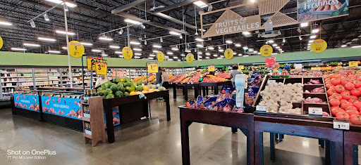 Shopping Mall «Riverdale Plaza Shopping Center», reviews and photos, 1044 W Mercury Blvd, Hampton, VA 23666, USA