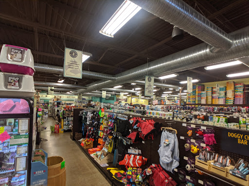 Pet Supply Store «Premier Pet Supply», reviews and photos, 31215 Southfield Rd, Beverly Hills, MI 48025, USA
