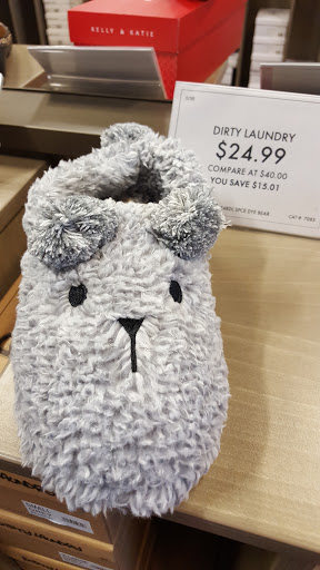 Shoe Store «DSW Designer Shoe Warehouse», reviews and photos, 5207 Brodie Lane, Sunset Valley, TX 78745, USA