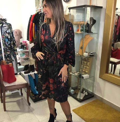 Lena Delgado moda e acessórios - Loja de roupa