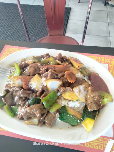 Chongs Cuisine image