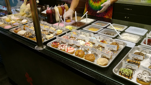 Donut Shop «Peace, Love & Little Donuts», reviews and photos, 100 E Erie St #126, Kent, OH 44240, USA