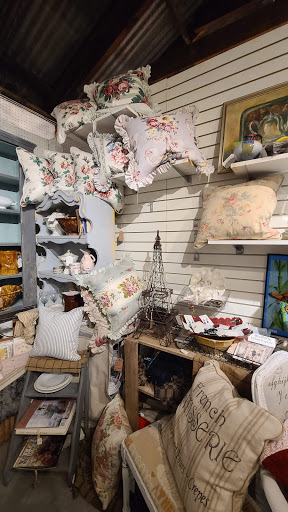 Shopping Mall «West End Garage, Cape May», reviews and photos, 484 W Perry St, Cape May, NJ 08204, USA