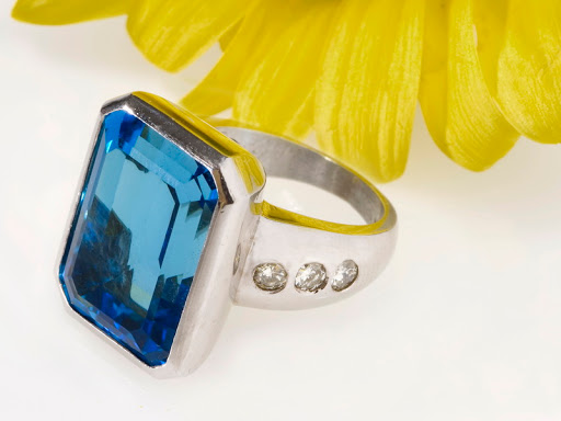 Jewelry Store «Secréte Jewelry», reviews and photos, 10227 Old Georgetown Rd, Bethesda, MD 20814, USA