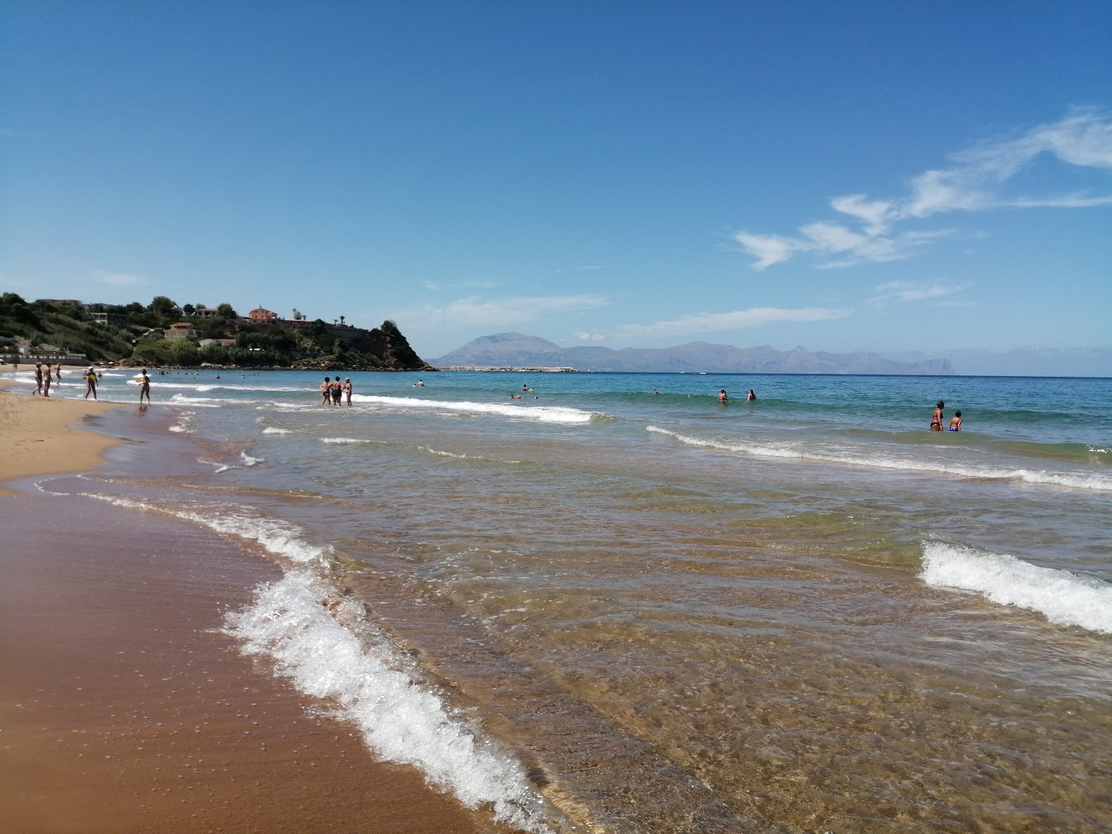 Spiaggia di Trappeto'in fotoğrafı biraz temiz temizlik seviyesi ile
