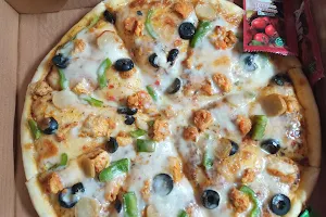 Karachi Pizza image