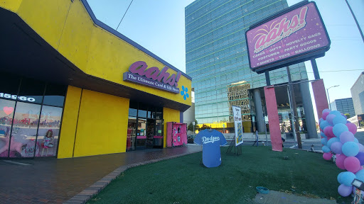 Gift Shop «Aahs! The Ultimate Gift Store», reviews and photos, 15960 Ventura Blvd, Encino, CA 91436, USA