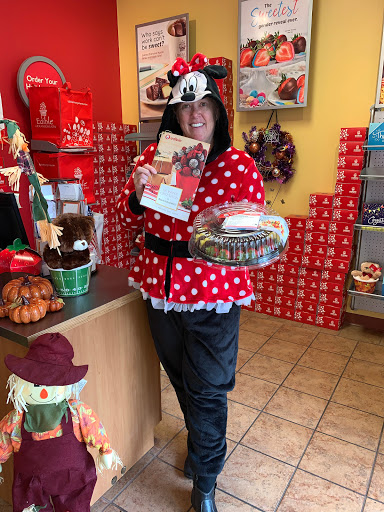 Gift Shop «Edible Arrangements», reviews and photos, 5 Regent Park Blvd Unit 101, Asheville, NC 28806, USA