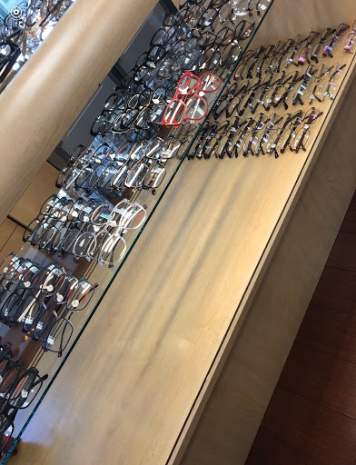 Optician «Chic Optique», reviews and photos, 2228 Wilton Dr, Wilton Manors, FL 33305, USA