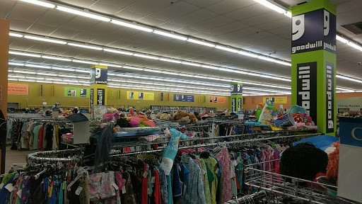 Thrift Store «Goodwill», reviews and photos