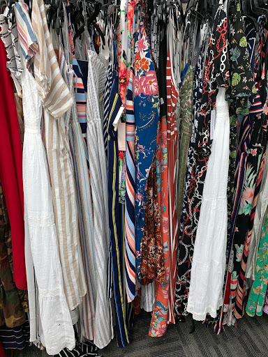 Clothing Store «Burlington Coat Factory», reviews and photos, 480 Boston Rd, Billerica, MA 01821, USA