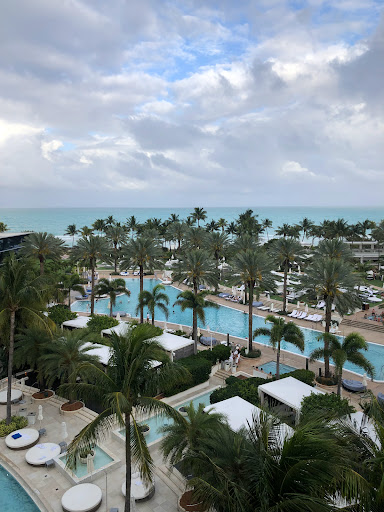 Shopping Mall «Fontainebleau Shops», reviews and photos, 4441 Collins Ave, Miami Beach, FL 33140, USA