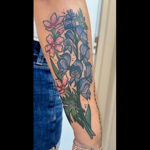 Explore amore tattoo ideas, creative tattoo ideas in Copperas Cove, available at Black Moon Tattoo Company