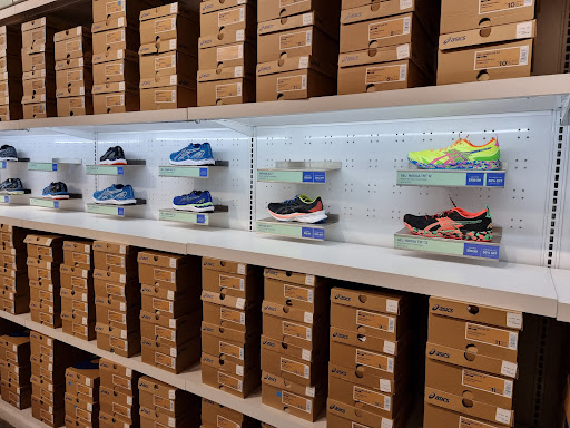 Sporting Goods Store «ASICS Outlet», reviews and photos, 20 City Blvd W #112, Orange, CA 92868, USA