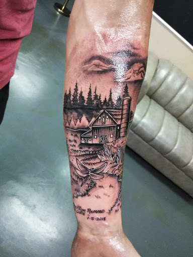 Explore easy flash tattoo ideas, creative tattoo ideas in Palm Harbor, available at High Quality Tattoo Studios