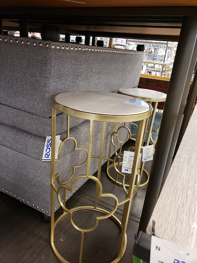 Clothing Store «Ross Dress for Less», reviews and photos, 11310 W Florissant Ave, Florissant, MO 63033, USA