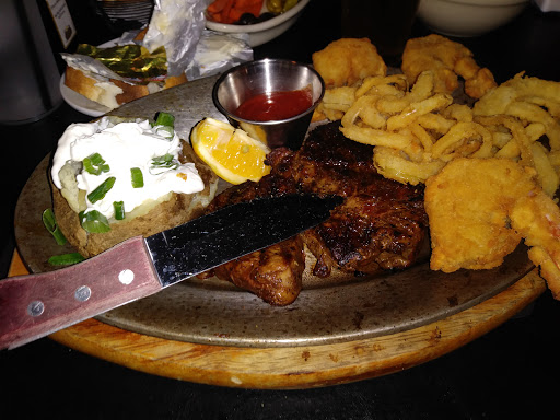 El Rancho Inn | Steak & Lobster
