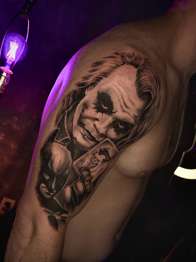 Explore bouquet tattoo ideas, creative tattoo ideas in Southampton, available at Le Uke Tattoo Studio