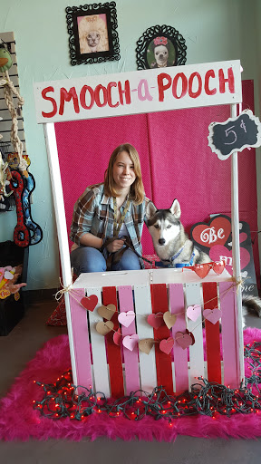 Pet Supply Store «Fetch Pet Supplies & Gifts», reviews and photos, 1332 E Republic Rd, Springfield, MO 65804, USA