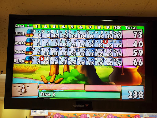 Bowling Alley «Crest Hill Lanes & Keglers Sportsbar and Grill», reviews and photos, 905 Theodore St, Crest Hill, IL 60403, USA