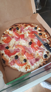 Plats et boissons du Pizzeria L'Entracte Saint-Prix - n°20