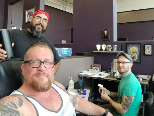 Explore skull and crossbones tattoo ideas, creative tattoo ideas in Mcallen, available at The Ink Elephant