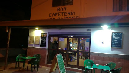 Bar Restaurante Ses Païsses - Carrer dels Rosers, 5, 07820 Sant Antoni de Portmany, Illes Balears, Spain