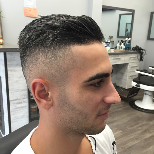 Barber Shop «Hills barber shop», reviews and photos, 7223 Austin St, Forest Hills, NY 11375, USA