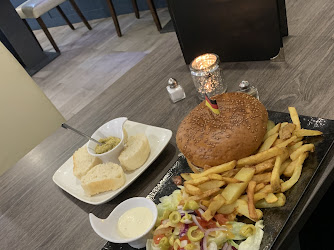 A La Bonne Fourchette Restaurant et Sandwichs