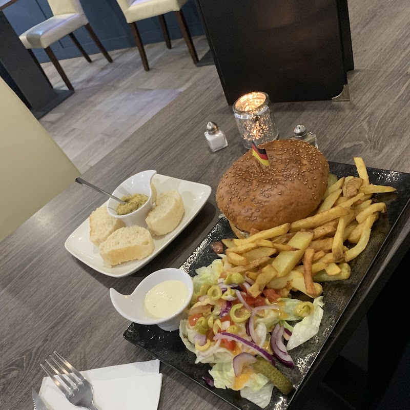 A La Bonne Fourchette Restaurant et Sandwichs