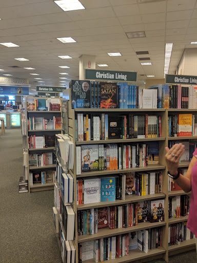 Book Store «Barnes & Noble», reviews and photos, 3700 Rivertown Pkwy #2058, Grandville, MI 49418, USA