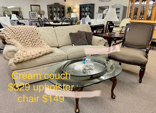 Consignment Shop «Refabulous Furnishings», reviews and photos, 2231 Vestal Pkwy W, Vestal, NY 13850, USA