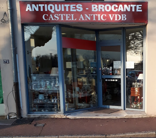 Magasin d'antiquités Antiquités-Brocante, Castel antic vdb Gien