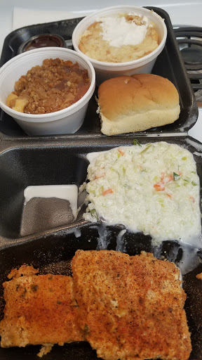 Barbecue Restaurant «Alabama Que», reviews and photos, 2733 Vine St, Cincinnati, OH 45219, USA