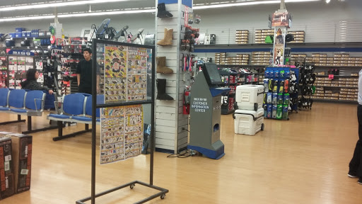 Sporting Goods Store «Big 5 Sporting Goods», reviews and photos, 1746 W Olive Ave, Merced, CA 95348, USA
