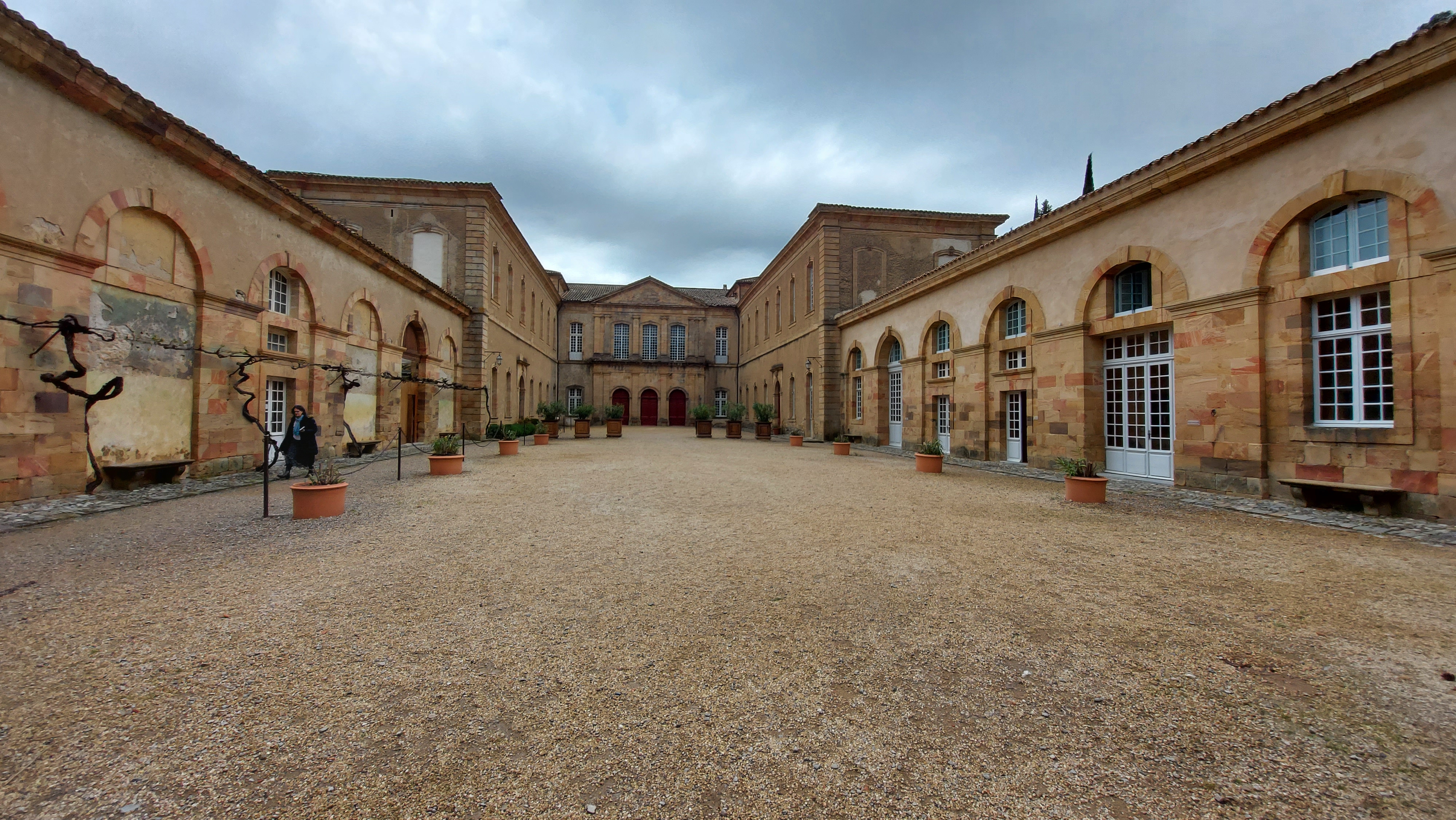 Photo n° 2 de l'avis de E.z fait le 21/04/2022 à 18:44