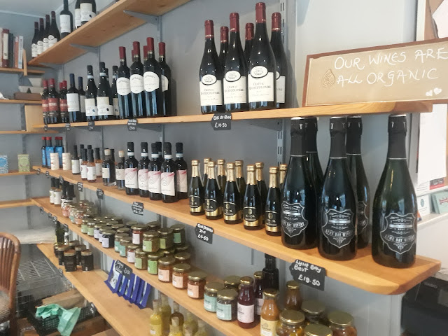 Tierra Kitchen by null