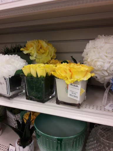 Department Store «Marshalls», reviews and photos, 110 Charlton Road Rte. 20 East, Sturbridge, MA 01566, USA