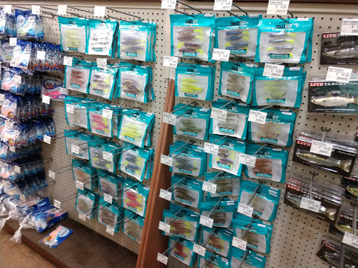 Sporting Goods Store «Half Hitch-Panama City Beach», reviews and photos, 2206 Thomas Dr, Panama City, FL 32408, USA