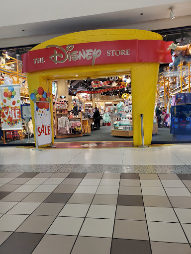 Disney Store, 428 Inland Center Dr, San Bernardino, CA 92408, USA, 
