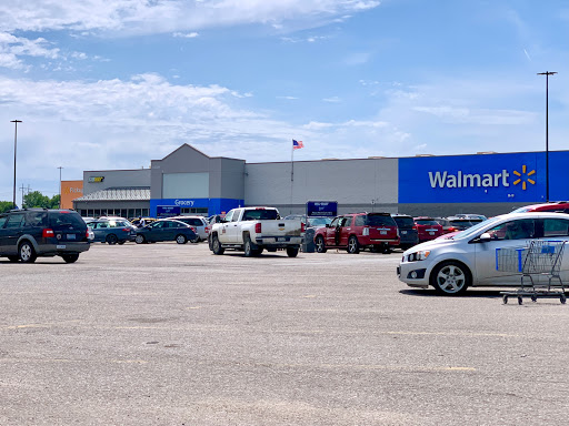 Department Store «Walmart Supercenter», reviews and photos, 10504 S 15th St, Bellevue, NE 68123, USA