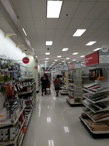 Department Store «Target», reviews and photos, 3101 Jefferson Davis Hwy, Alexandria, VA 22305, USA