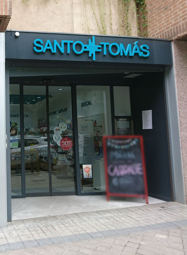 Farmacia Santo Tomás (Ldo José María Tamayo Barbero)