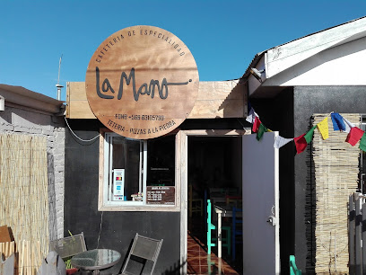 La Mano Restaurant
