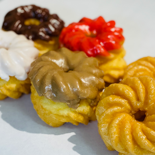 Donut Shop «Family Donut Shop», reviews and photos, 2100 N Northgate Way, Seattle, WA 98133, USA