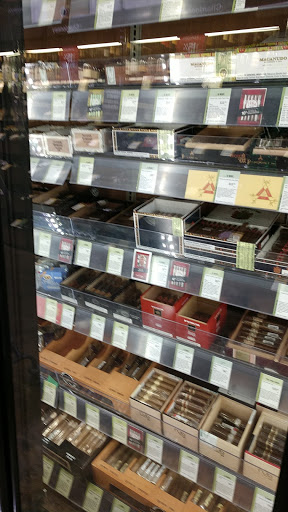 Wine Store «Total Wine & More», reviews and photos, 2401 Fairview Ave N #105, Roseville, MN 55113, USA