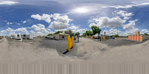 Self-Storage Facility «Personal Mini Storage», reviews and photos, 100 Lake Davenport Blvd, Davenport, FL 33897, USA