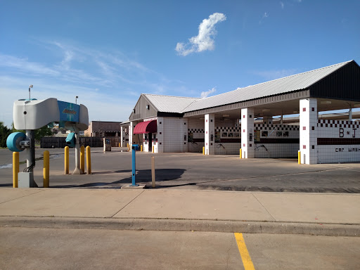 B&G Car Wash en Wichita Falls