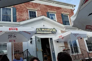 Bell's Mansion image
